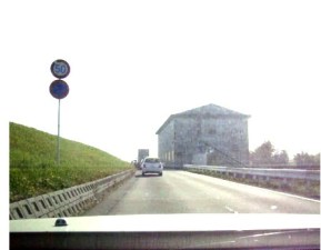 動画最初の画面