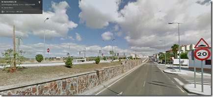 新興住宅地の歩道画像124